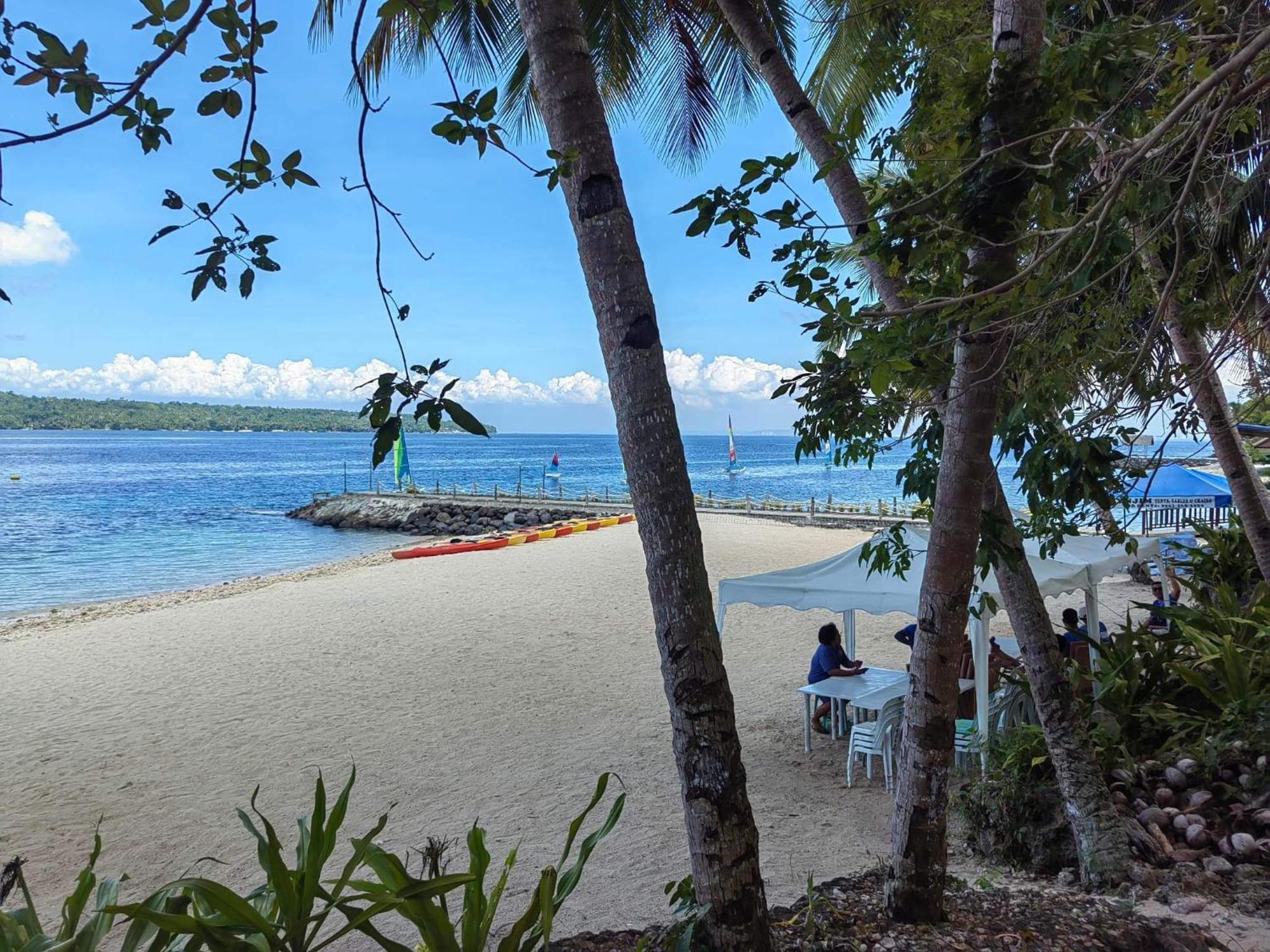 Kembali Condo Resort With Sea View Davao City Dış mekan fotoğraf