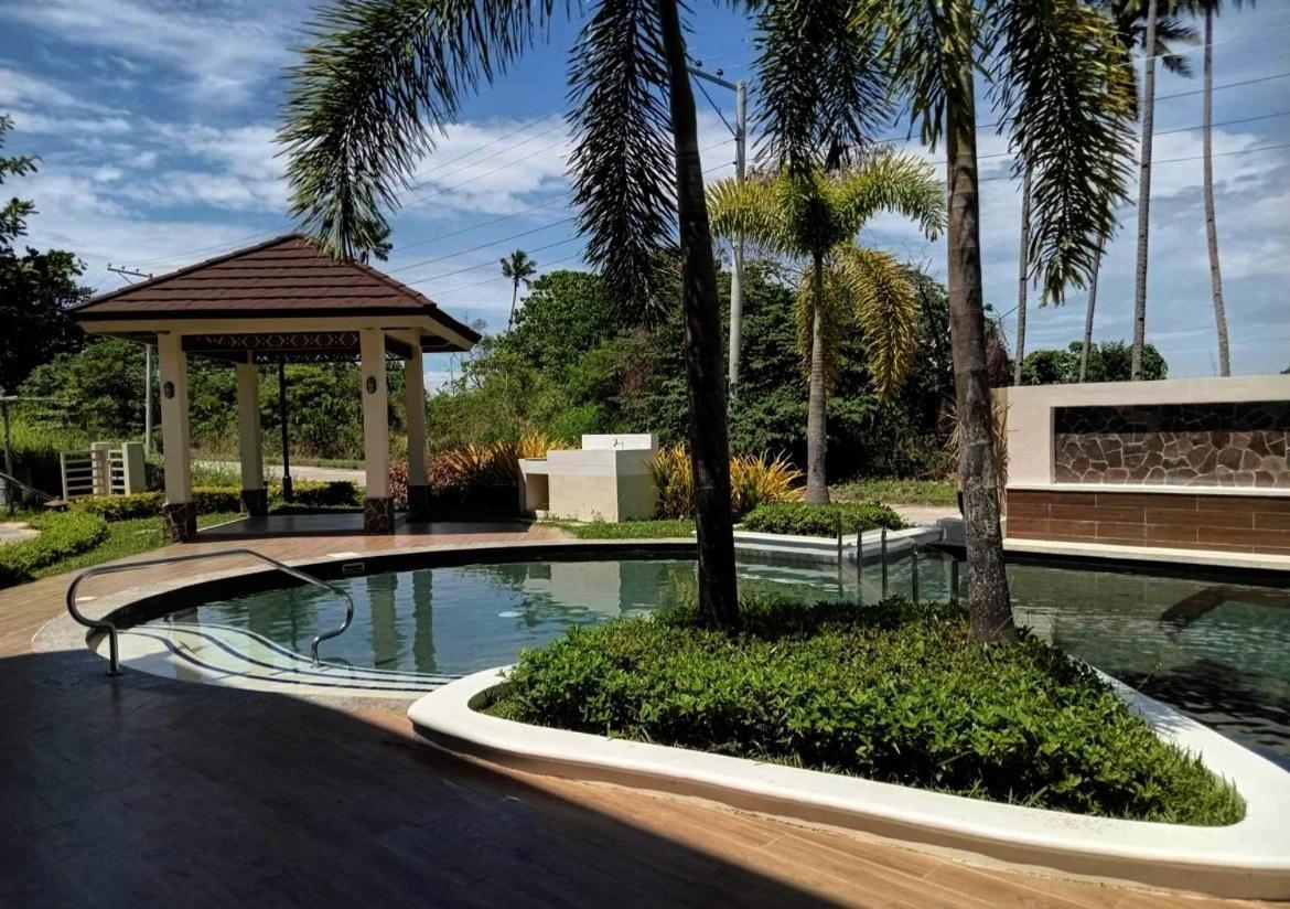 Kembali Condo Resort With Sea View Davao City Dış mekan fotoğraf